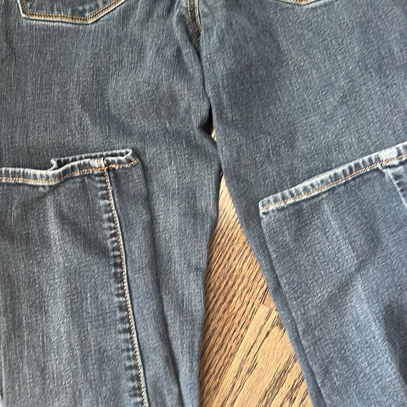 Two Pair American Eagle Jeans - 8XL - Picture 6 of 11